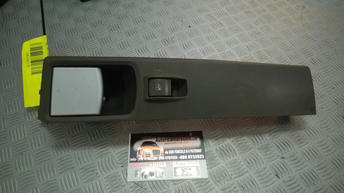 Lancia musa pulsantiera alzavetro con maniglia ant dx