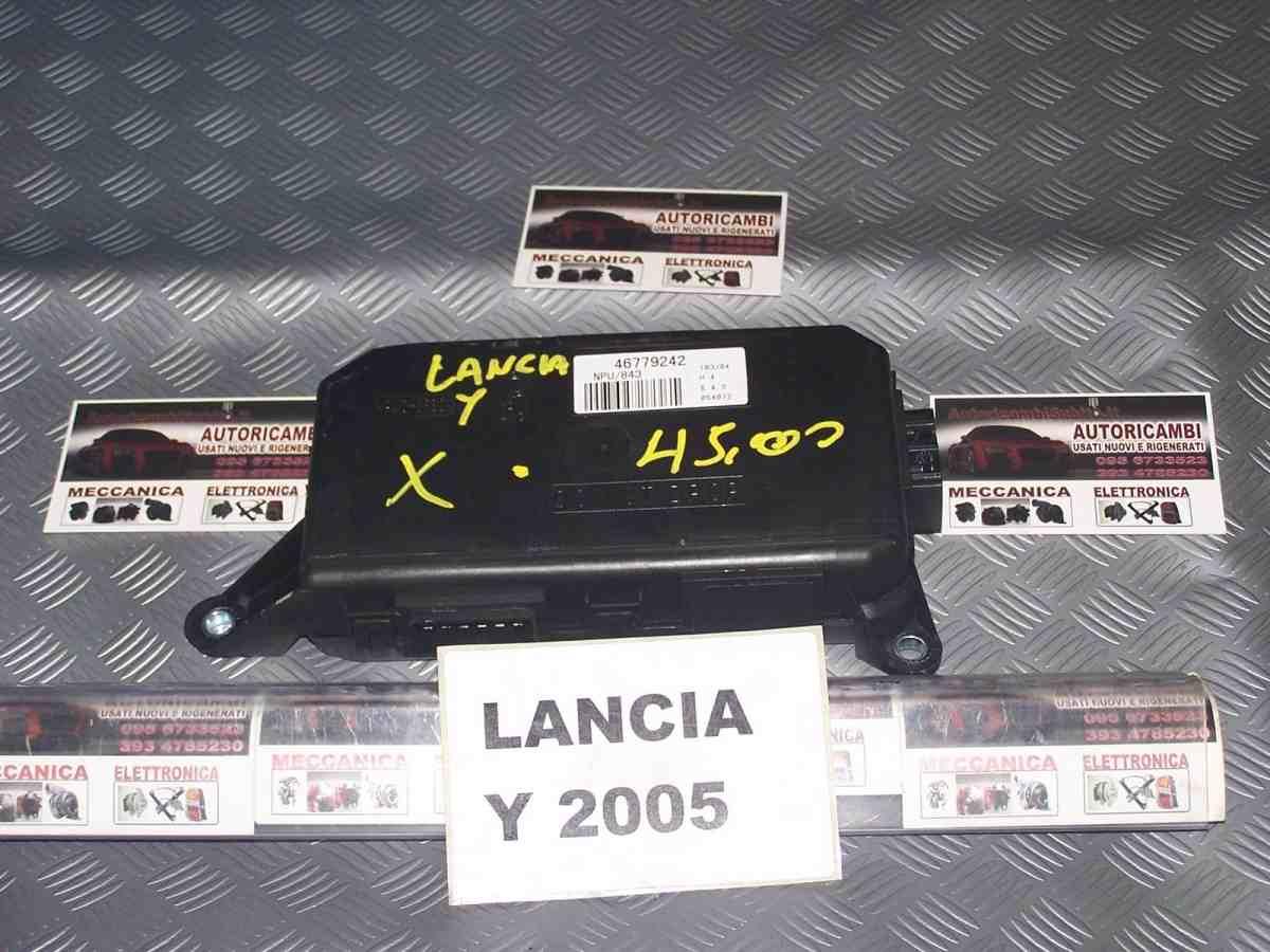 Lancia y dal 2004 al 2010 46779242 centralina portiera