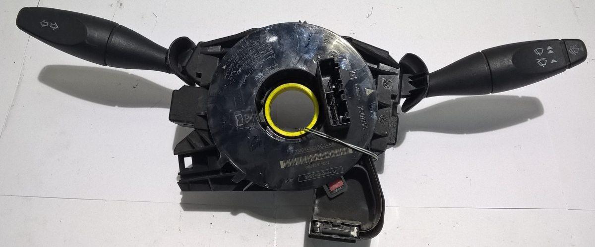 98AG13335AG DEVIALUCE FORD FOCUS 2003 <br />