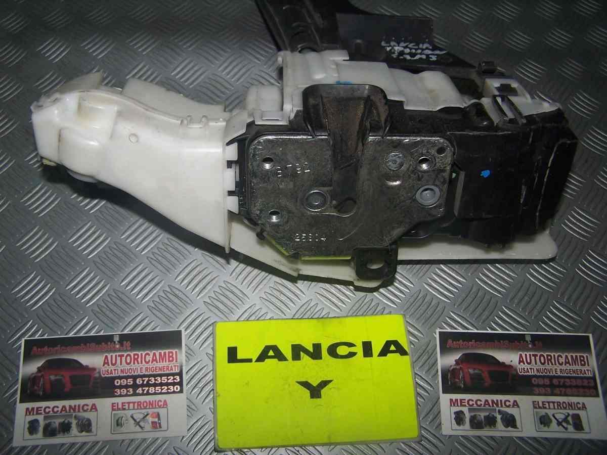 Lancia y dal 2004 al 2010 chiusura porta sx