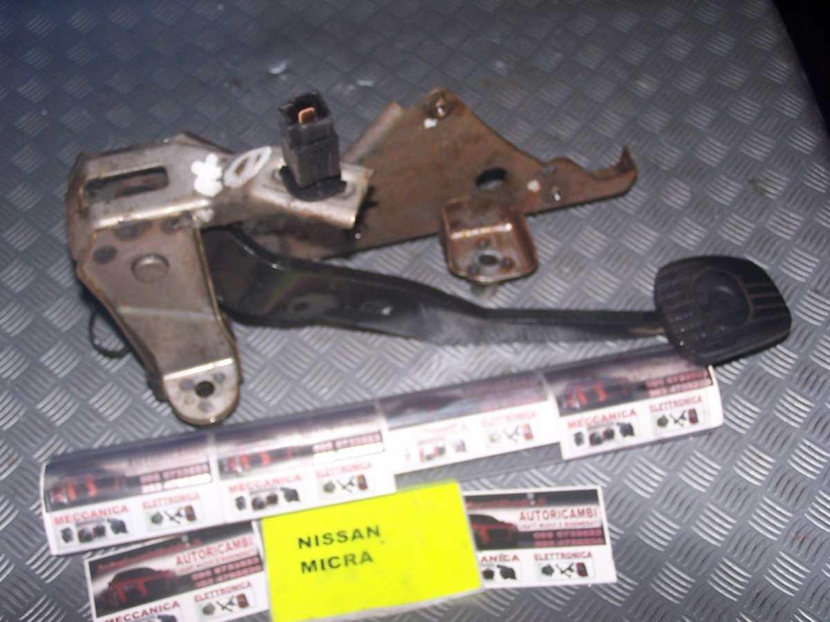 Nissan micra dal 2003 al 2008 pedaliera