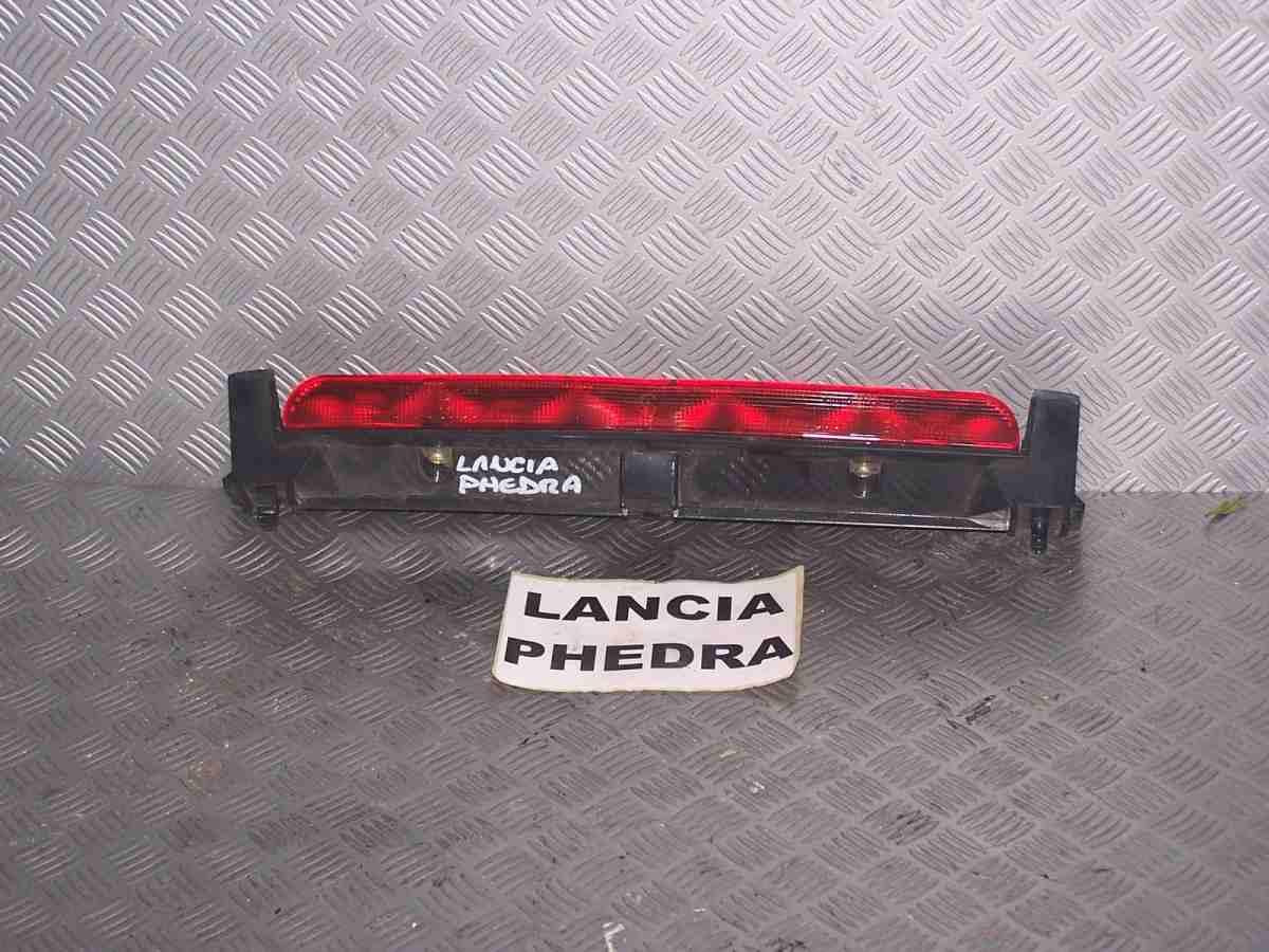 Lancia phedra dal 2002 al 2010 terza luce