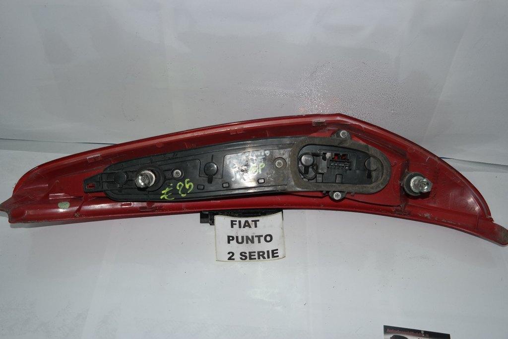 FIAT PUNTO 2a SERIE DAL 1999 AL 2003 FANALE POSTERIORE SX