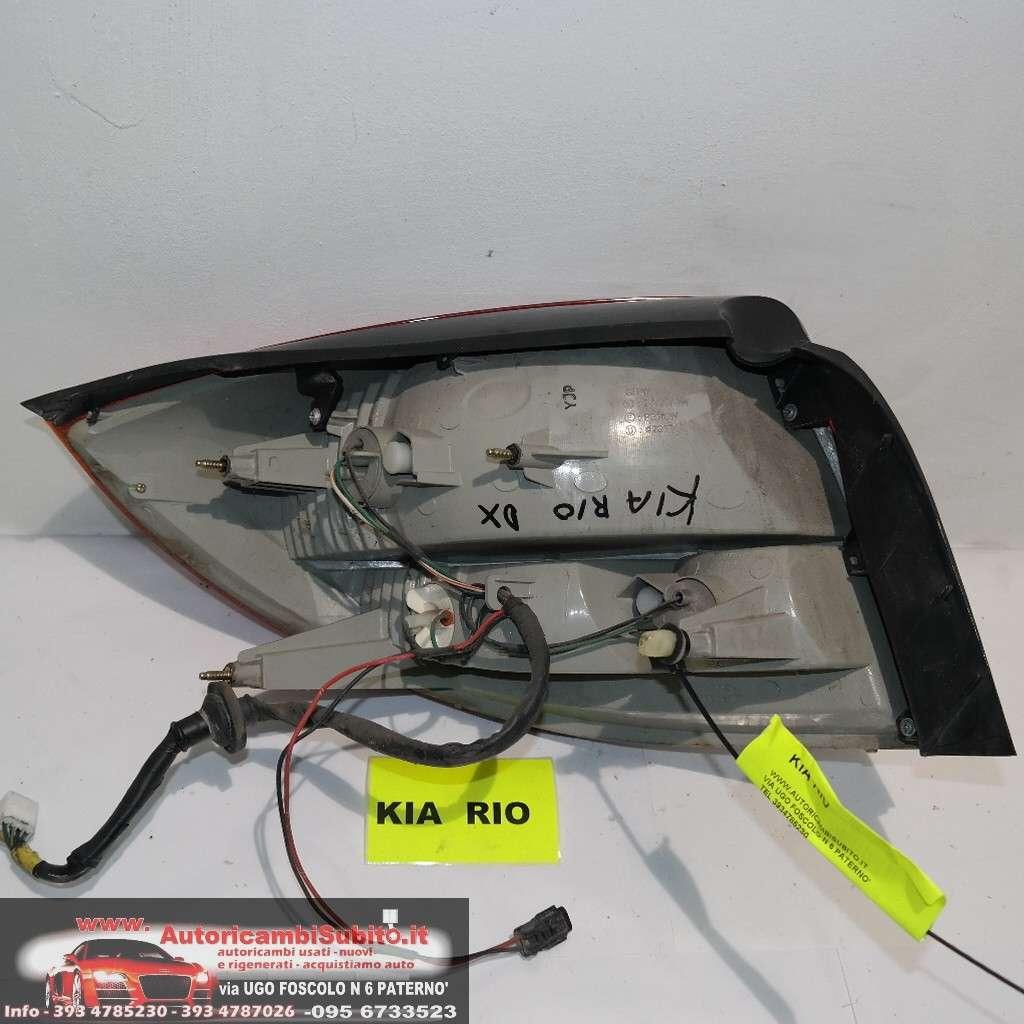 Kia rio dal 2000 al 2006 fanale posteriore dx