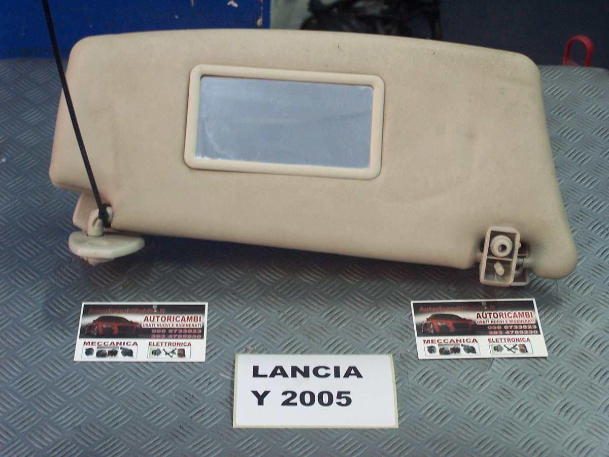 Lancia y dal 2004 al 2010 alette parasole