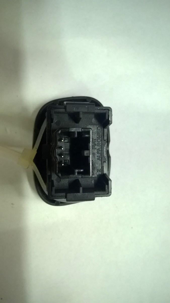 Fiat new panda pulsante alzavetro