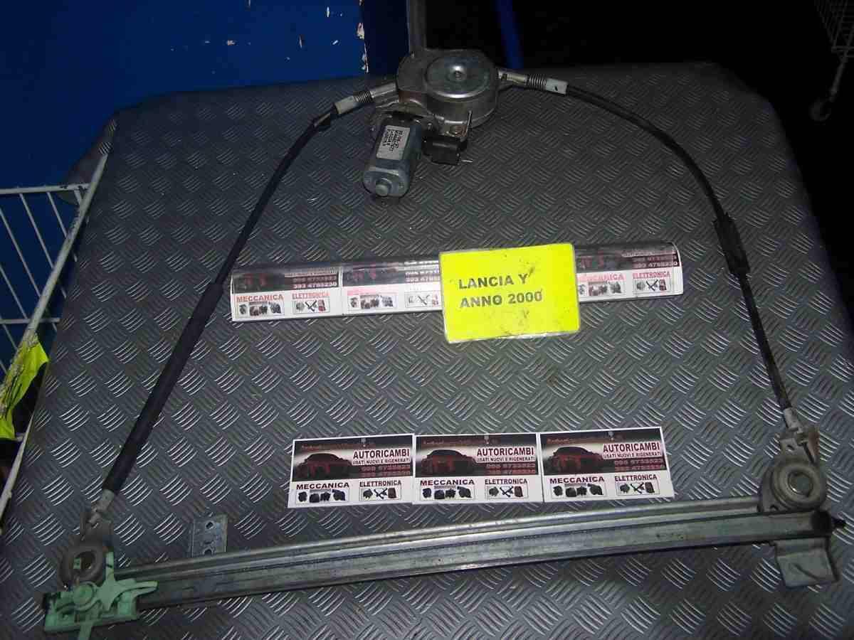 Lancia y dal 1996 al 2003 alzavetro elettrico anteriore dx