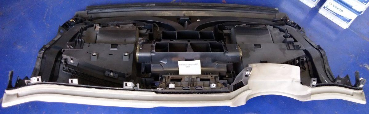 00008211ZF CRUSCOTTO CITROEN C4 PICASSO <br />