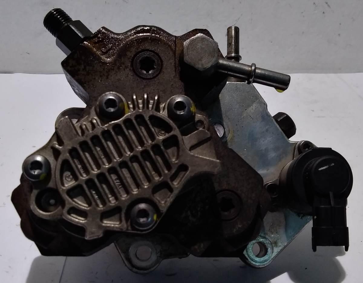 8200803375 POMPA INIEZIONE AD ALTA PRESSIONE RENAULT LAGUNA  <br />