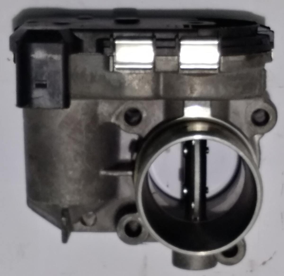 8200330810 CORPO FARFALLATO RENAULT LAGUNA  <br />