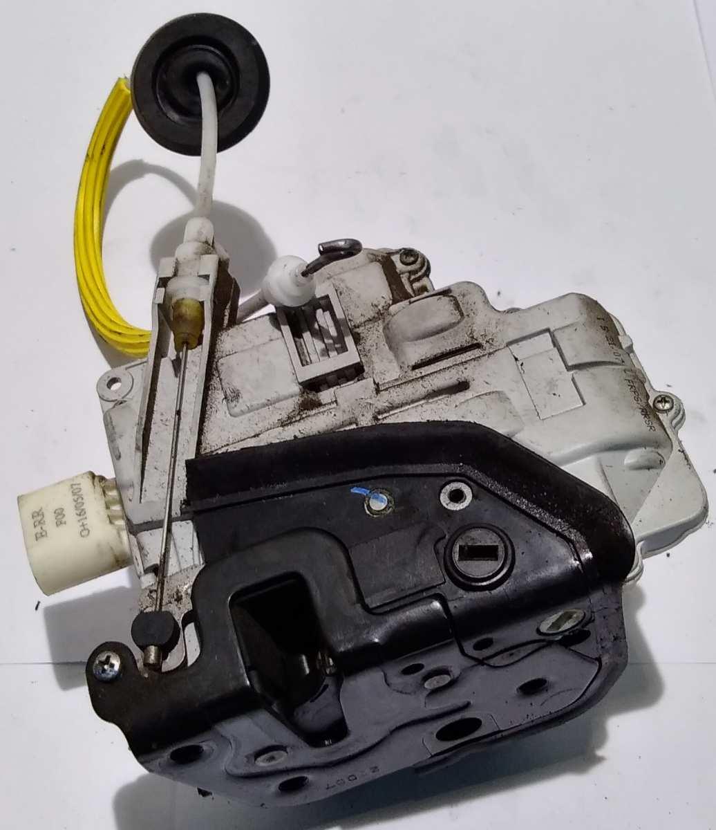 SERRATURA PORTIERA POST DX AUDI A4 2007 8E0839016<br /><br /><br />