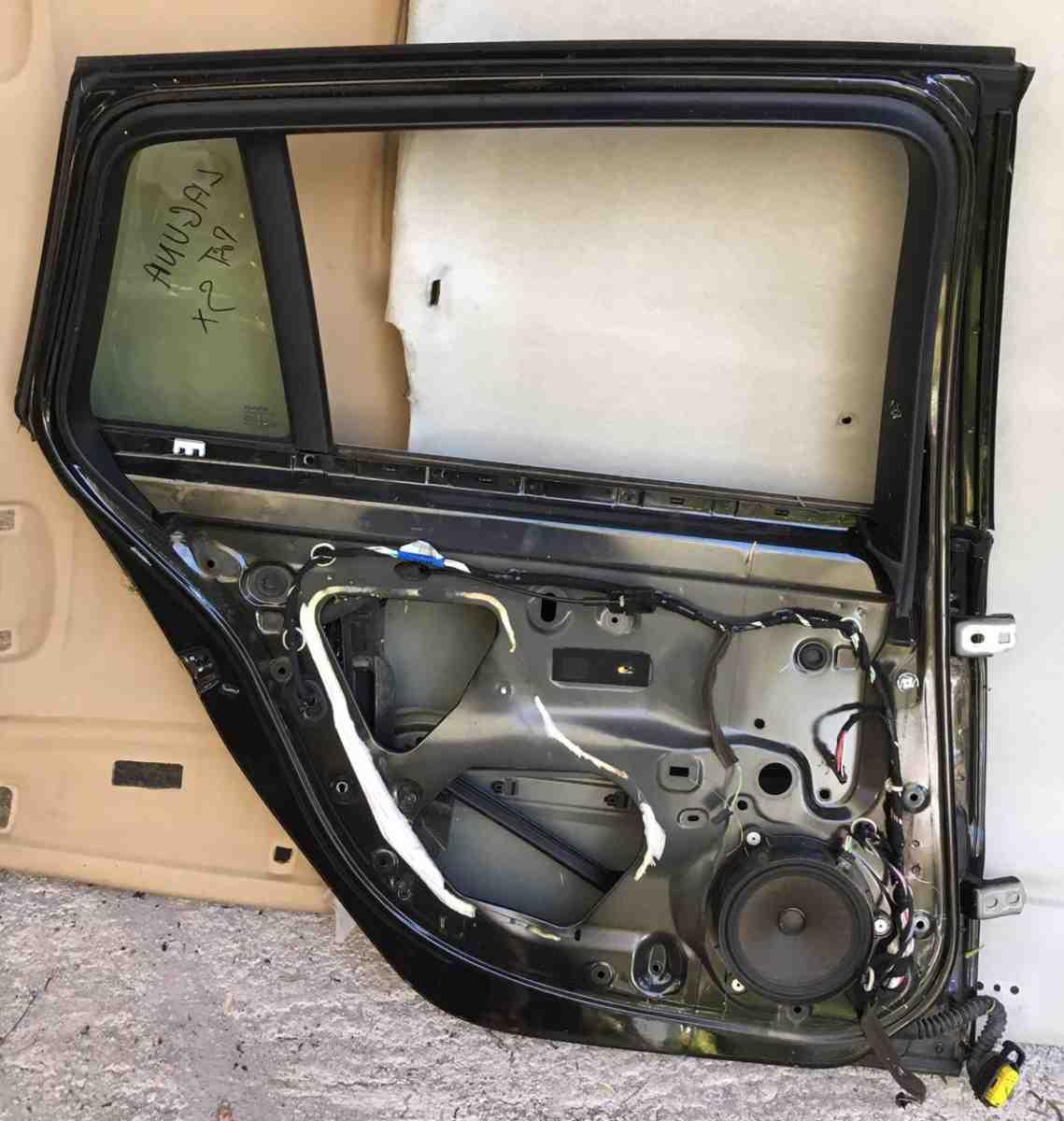 PORTIERA  POST SX vRENAULT LAGUNA 2009 PORTIERA  POST SX<br /><br /><br />