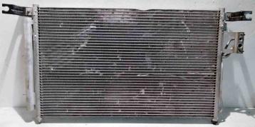 CONDENSATORE HYUNDAI SANTA FE 976062B000<br /><br /><br />