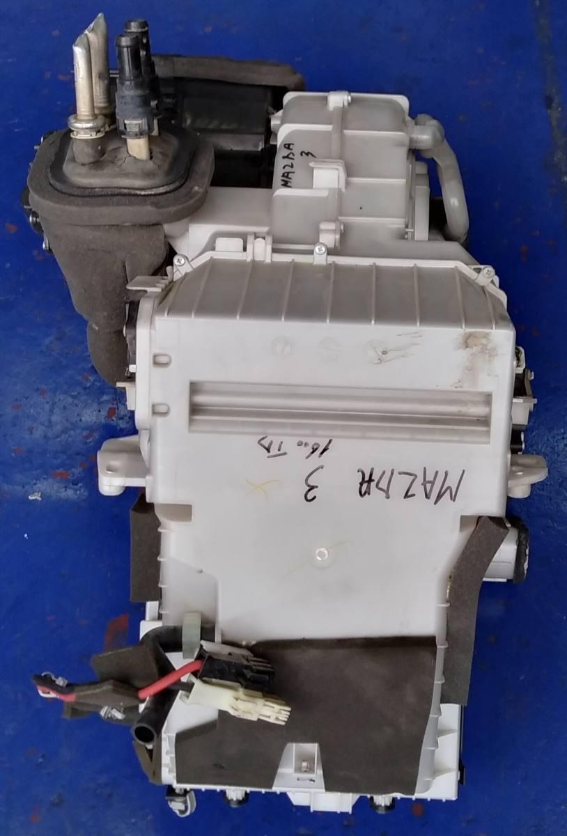 CONVOGLIATORE ARIA CONDIZIONATA MAZDA 3  0171132101<br /><br /><br /><br />