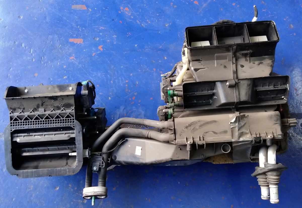 CONVOGLIATORE ARIA CONDIZIONATA AUDI A4 2007 8E1820005J<br /><br /><br />