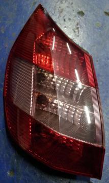 FANALE POST SX RENAULT SCENIC 8200127704<br /><br /><br />