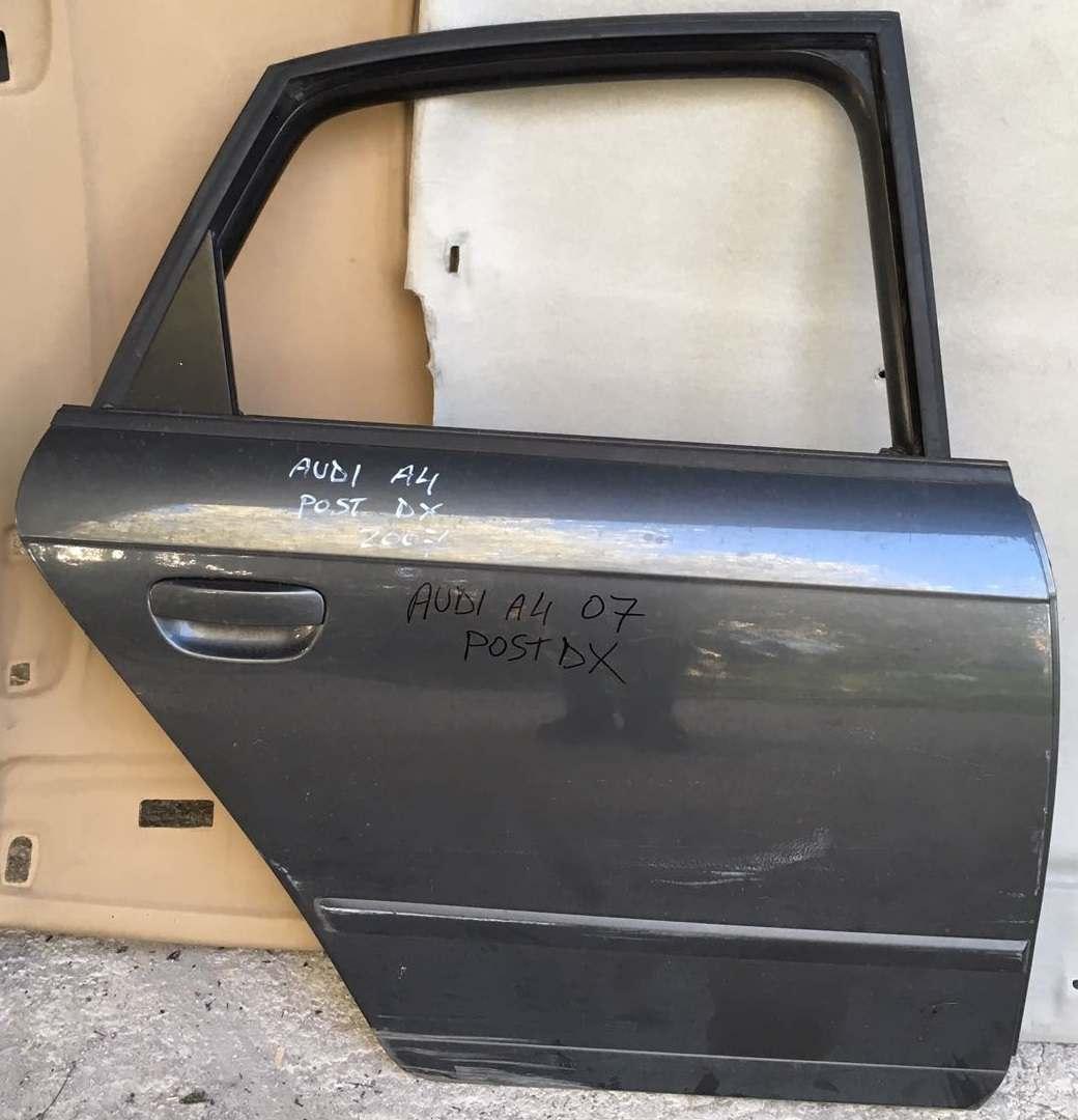 PORTIERA  POST DX AUDI A4 2007 8E0833052J<br /><br /><br /><br /><br />