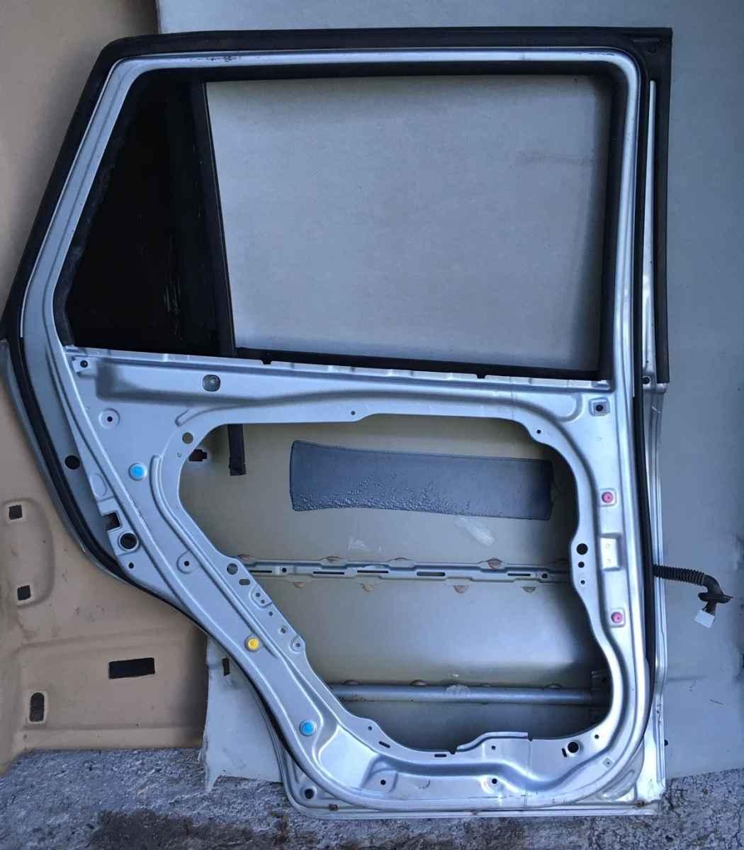 PORTIERA POST SX HUNDAY SANTA FE 770032B030'<br /><br /><br />