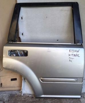 PORTIERA  POST DX NISSAN X'TRAIL T30 H210M8H7MA<br /><br /><br />