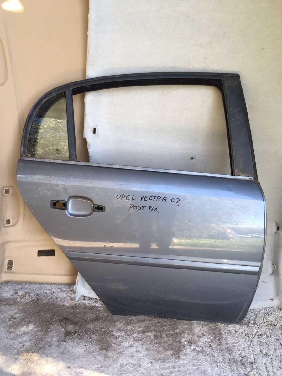 PORTIERA  POST DX OPEL VECTRA 2003 PORTIERA  POST DX<br /><br /><br />