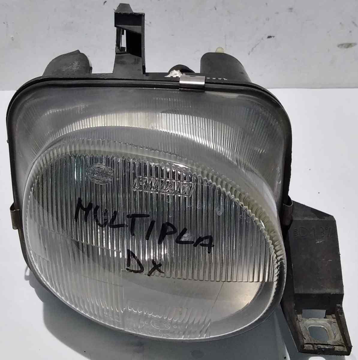 FARO DX FIAT MULTIPLA 1'SERIE 46512540<br /><br /><br />