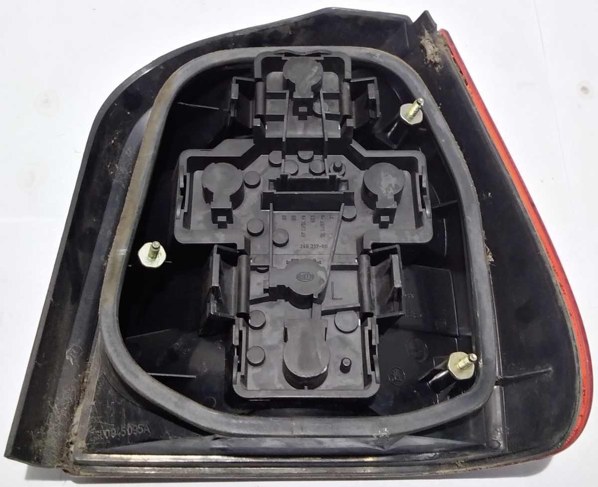 FANALE POST SX SKODA FELICIA  6U0945095A<br /><br /><br />