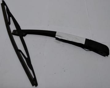 BRACCIO TERGICRISTALLO POST CITROEN C3 00006429T8<br /><br /><br />