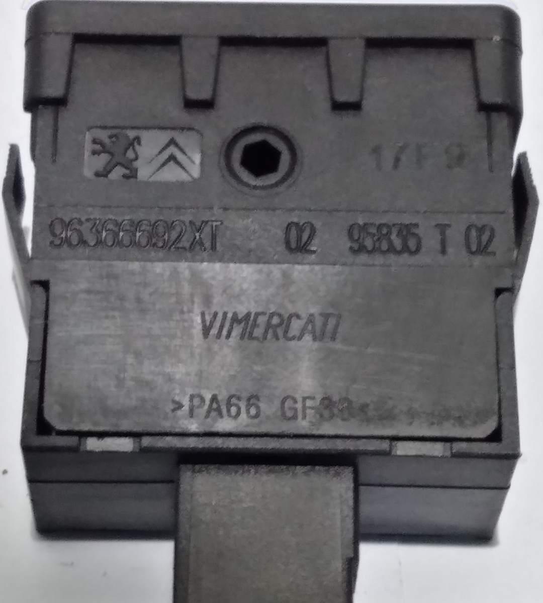 INTERRUTTORE REGOLAZIONE LUCI CITROEN C3 96366692XT<br /><br /><br />