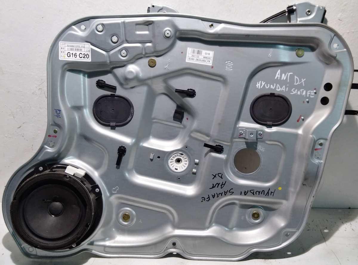 PANNELLO ALZAVETRO ANT DX HYUNDAI SANTA FE 824812B000<br /><br /><br />