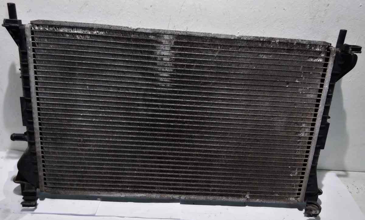 RADIATORE ACQUA FORD FOCUS 1' SERIE 9345A04<br /><br /><br />