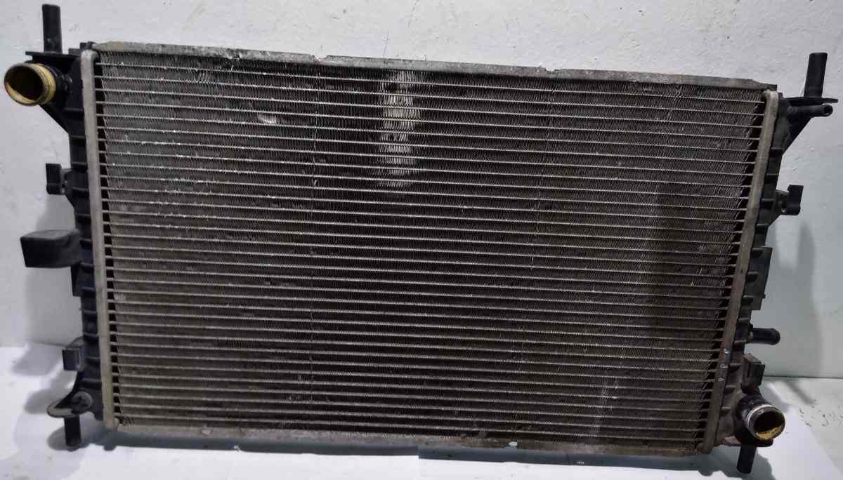 RADIATORE ACQUA FORD FOCUS 1' SERIE 9345A04<br /><br /><br />