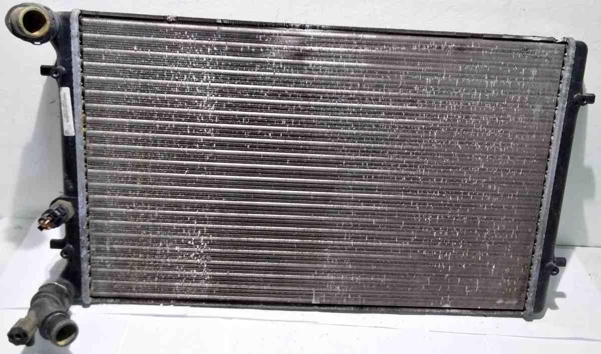 RADIATORE ACQUA  AUDIA  A3 1999 1J0121253H<br /><br /><br />