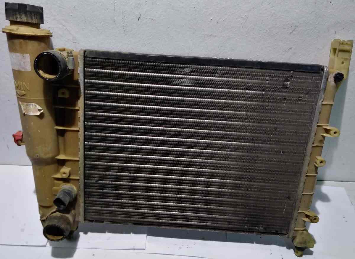 RADIATORE ACQUA FIAT UNO 7739941<br /><br /><br />