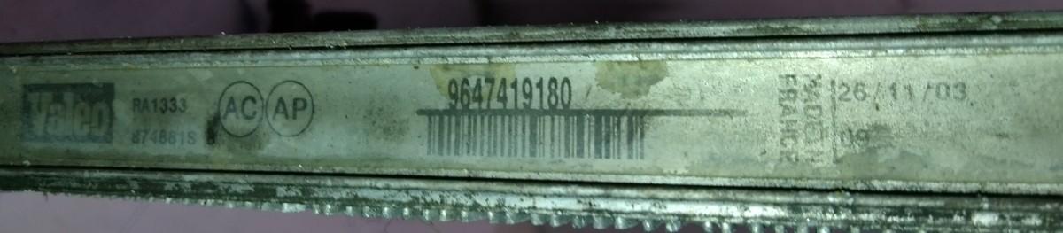 RADIATORE ACQUA PEUGEOT 307 9647419180<br /><br /><br />