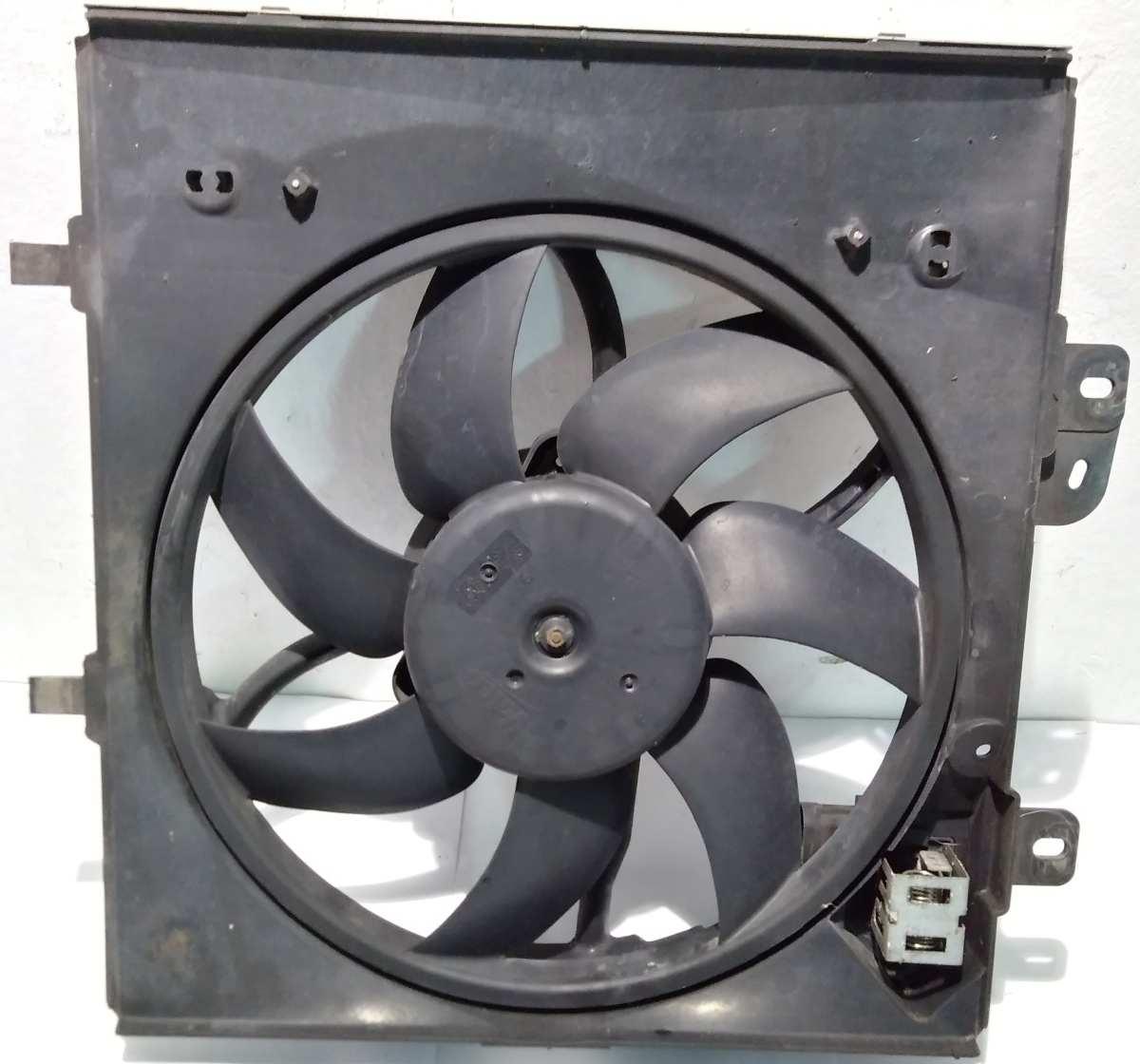 VENTOLA RADIATORE CITROEN C3 9662872380<br /><br /><br />