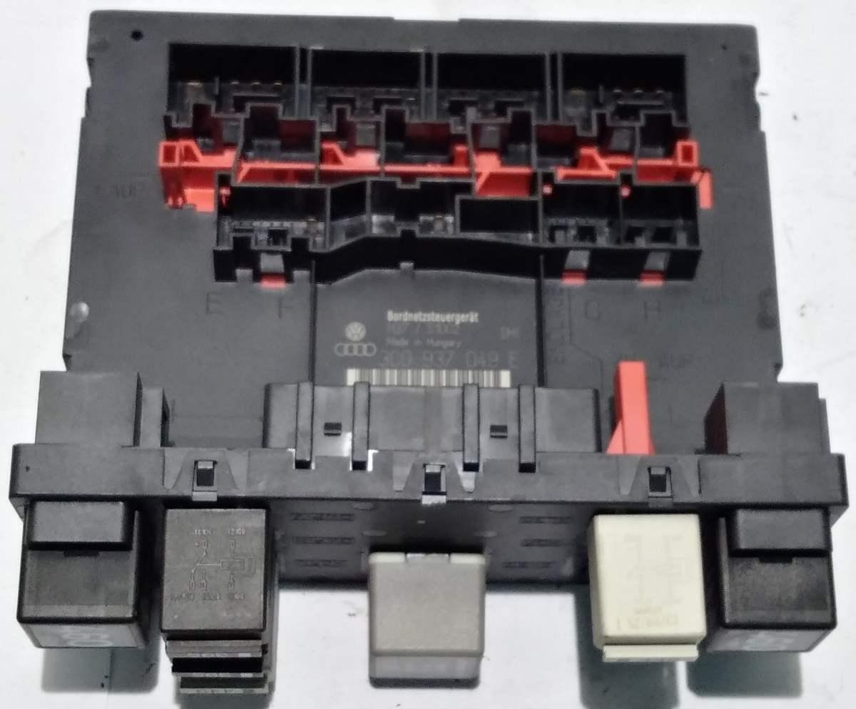 CENTRALINA RETE DI BORDO SEAT LEON 3C0937049E<br /><br /><br />