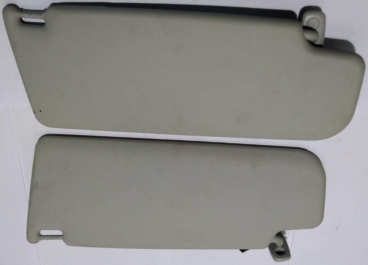 ALETTE PARASOLE SEAT LEON 5P0657552A<br /><br /><br />