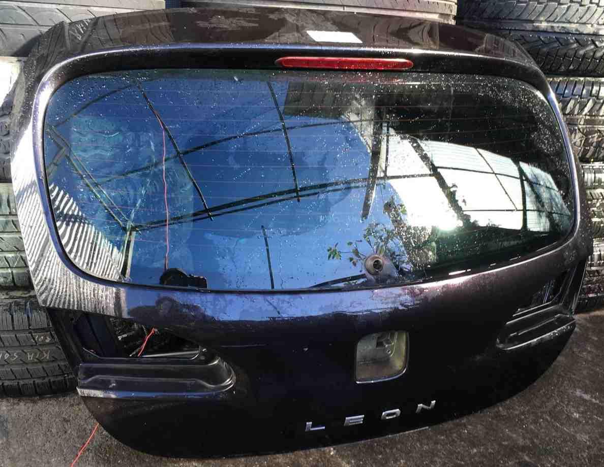 COFANO POSTERIORE SEAT LEON 2006 1P0827024<br /><br /><br />