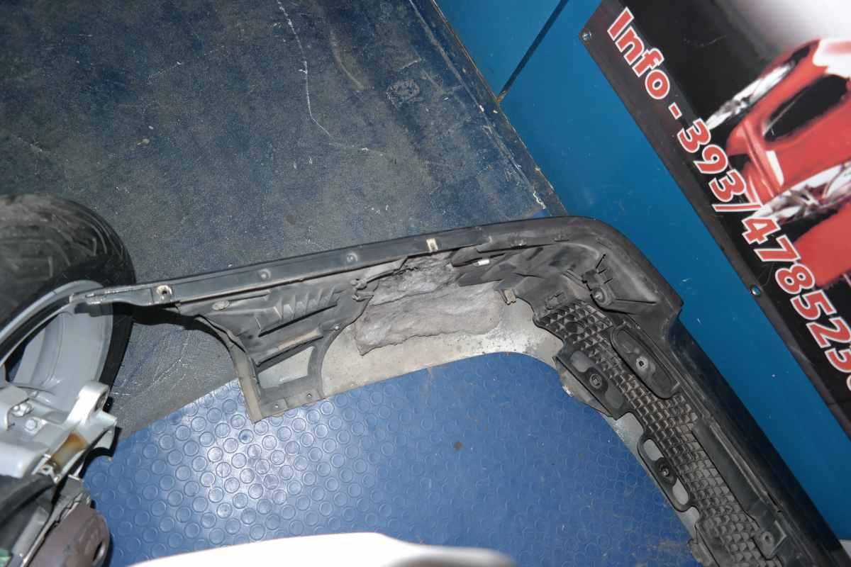 Mercedes classe c 270 dal 2004 al 2007 paraurti posteriore