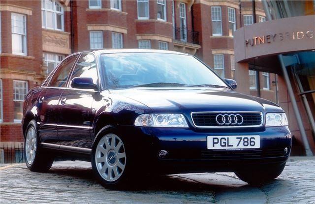 SPECCHIETTO SX AUDI A4 2000 4B0857535E<br /><br /><br />