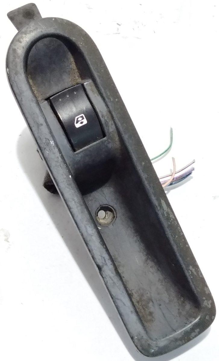 PULSANTE ALZAVETRO POST DX RENAULT SCENIC 156013870<br /><br /><br />