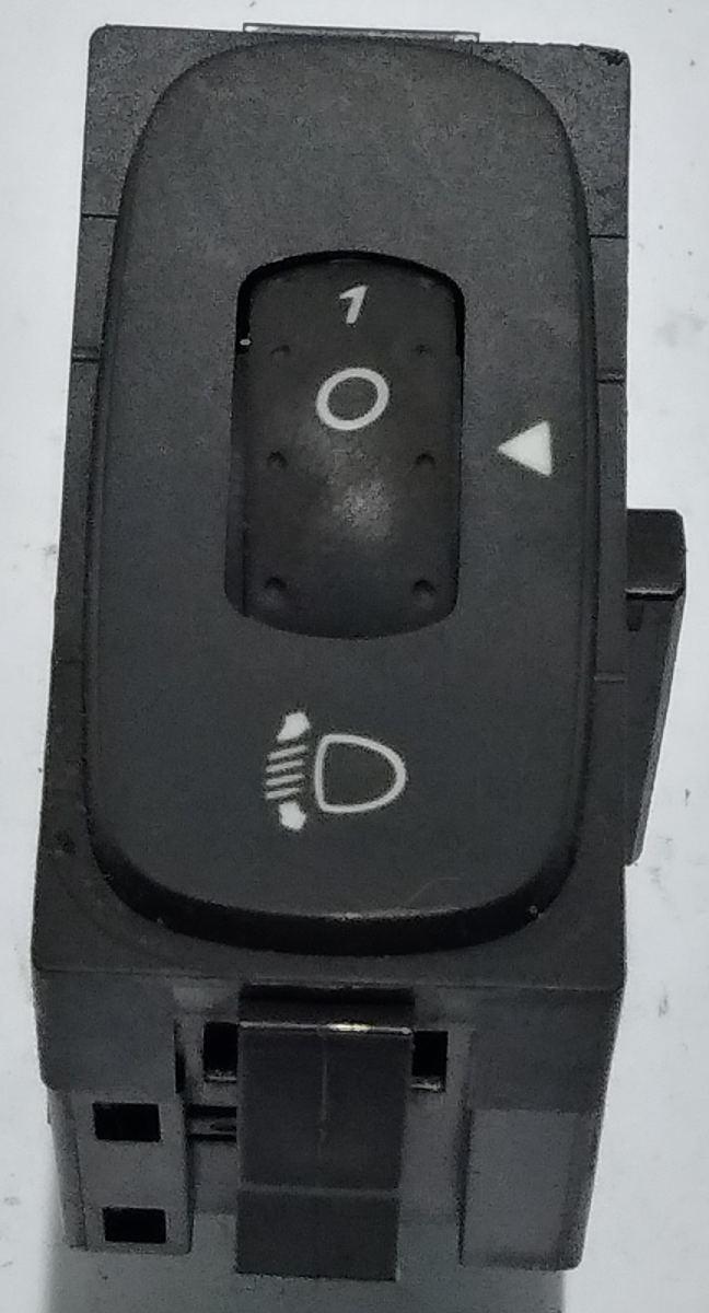 PULSANTE REGOLAZIONE LUCI RENAULT LAGUNA  8200002439<br /><br /><br />