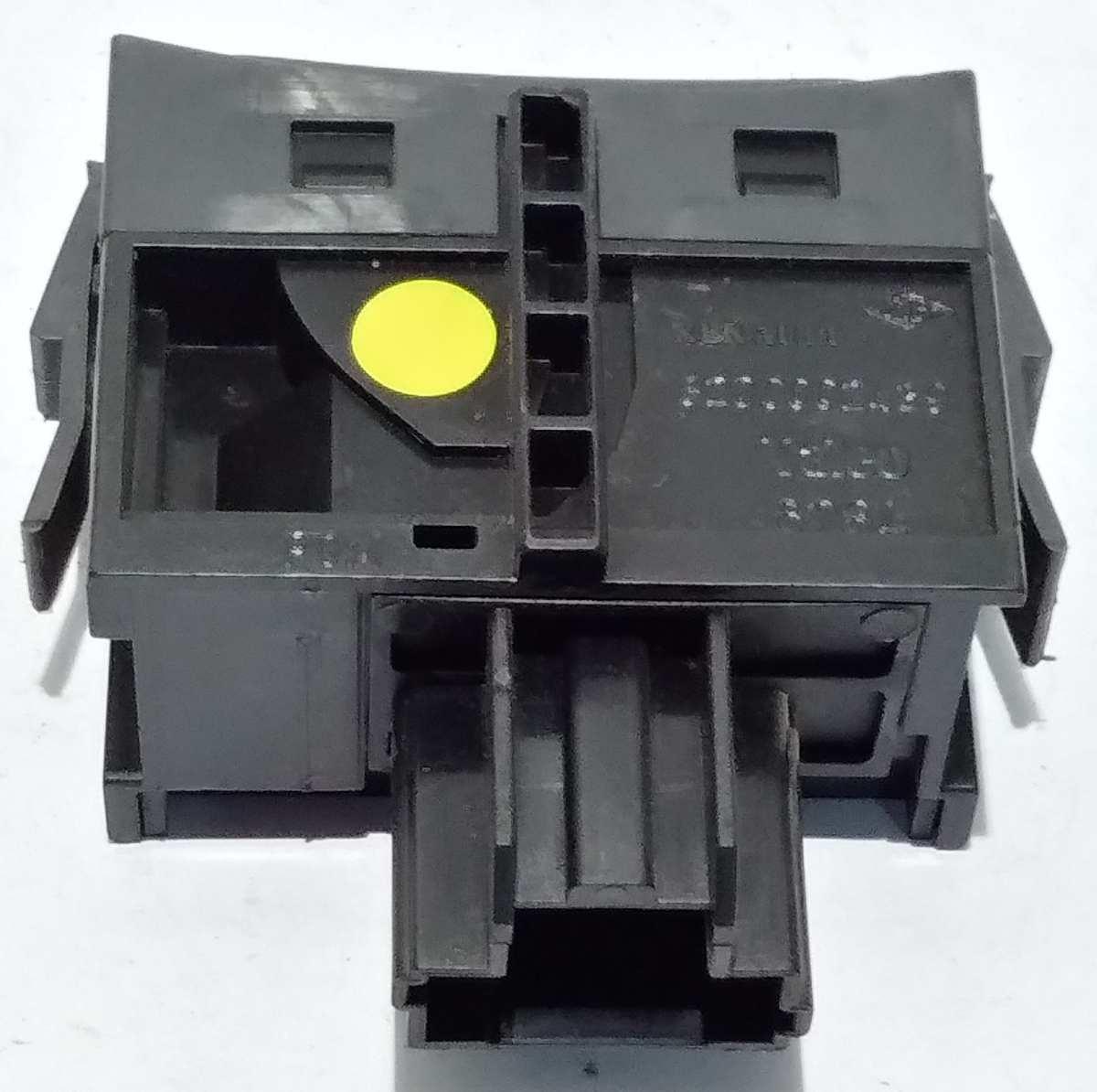 PULSANTE REGOLAZIONE LUCI RENAULT LAGUNA  8200002439<br /><br /><br />