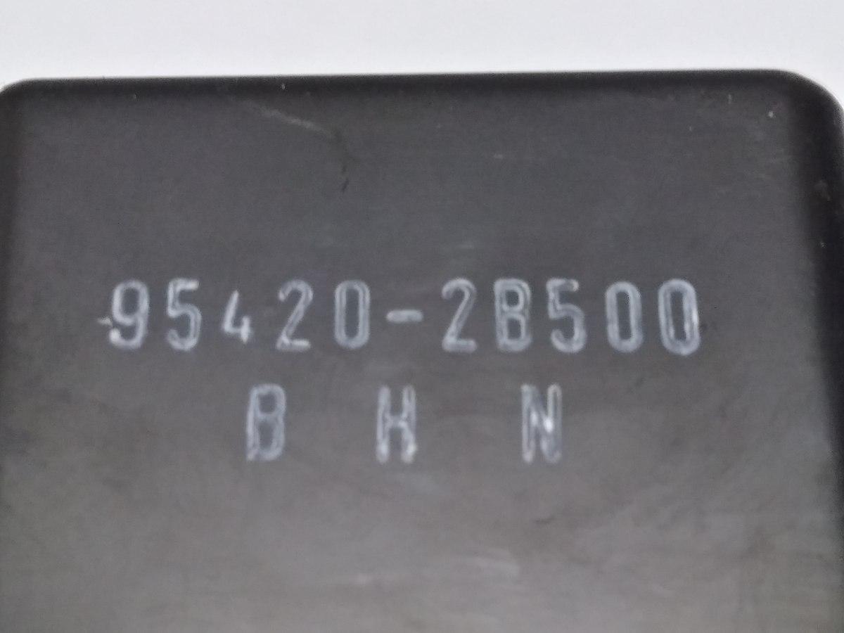 RELE' COMMUTTATORE HYUNDAI SANTA FE 954202B500<br /><br /><br />