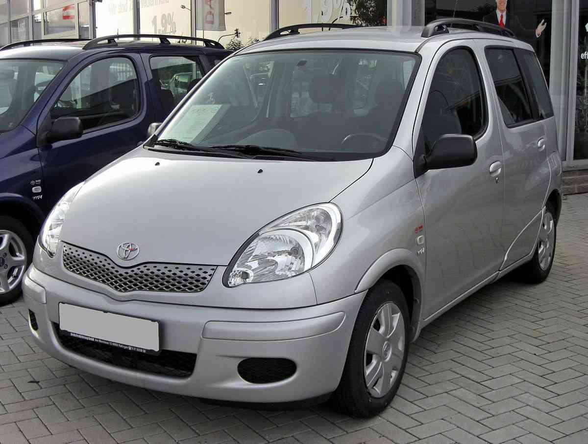 Ricambi toyota yaris verso