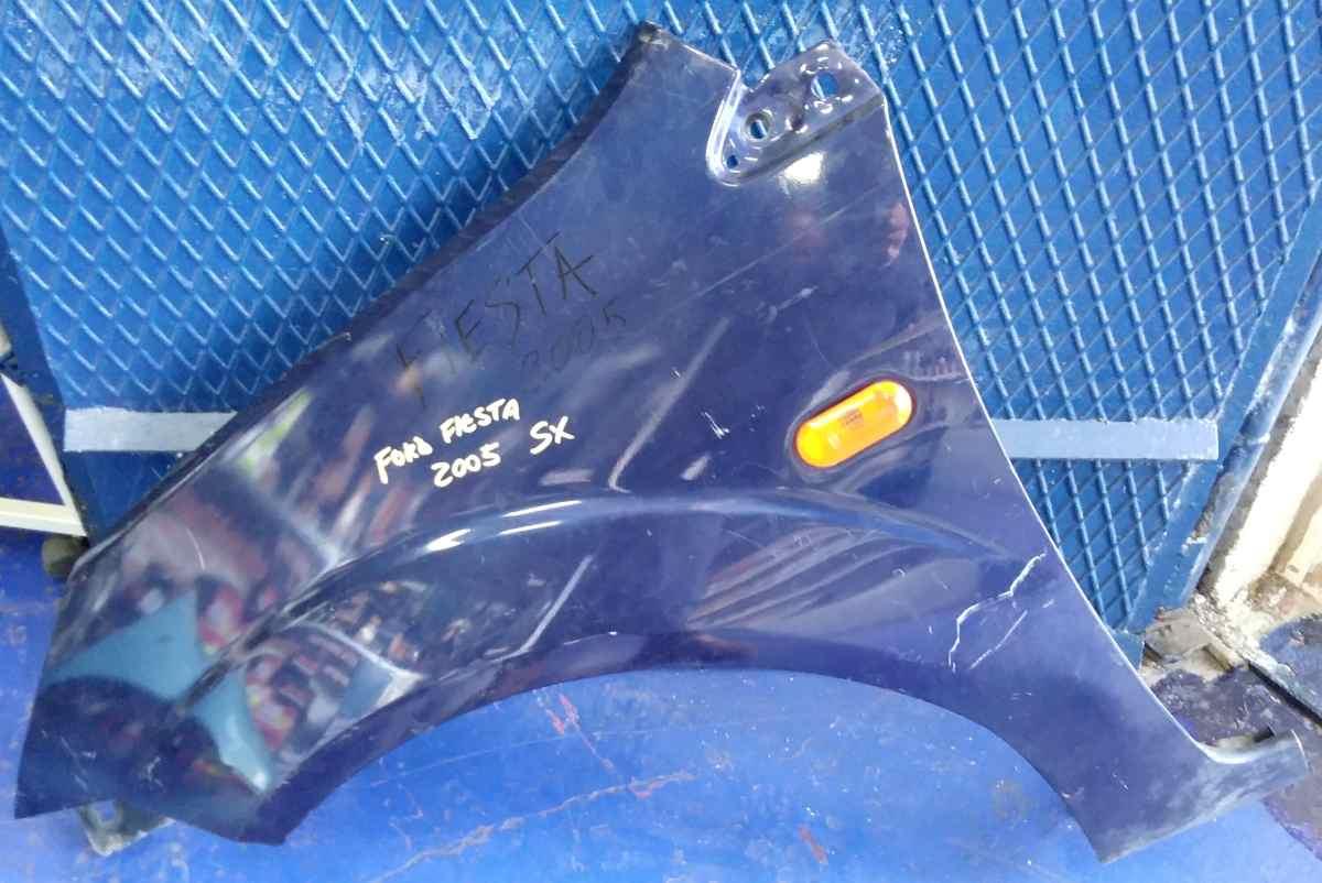 PARAFANGO SX FORD FIESTA 2005 1405185<br /><br /><br /><br />