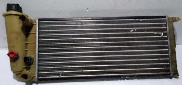 RADIATORE FIAT PANDA 1'SERIE 7711521<br /><br /><br />