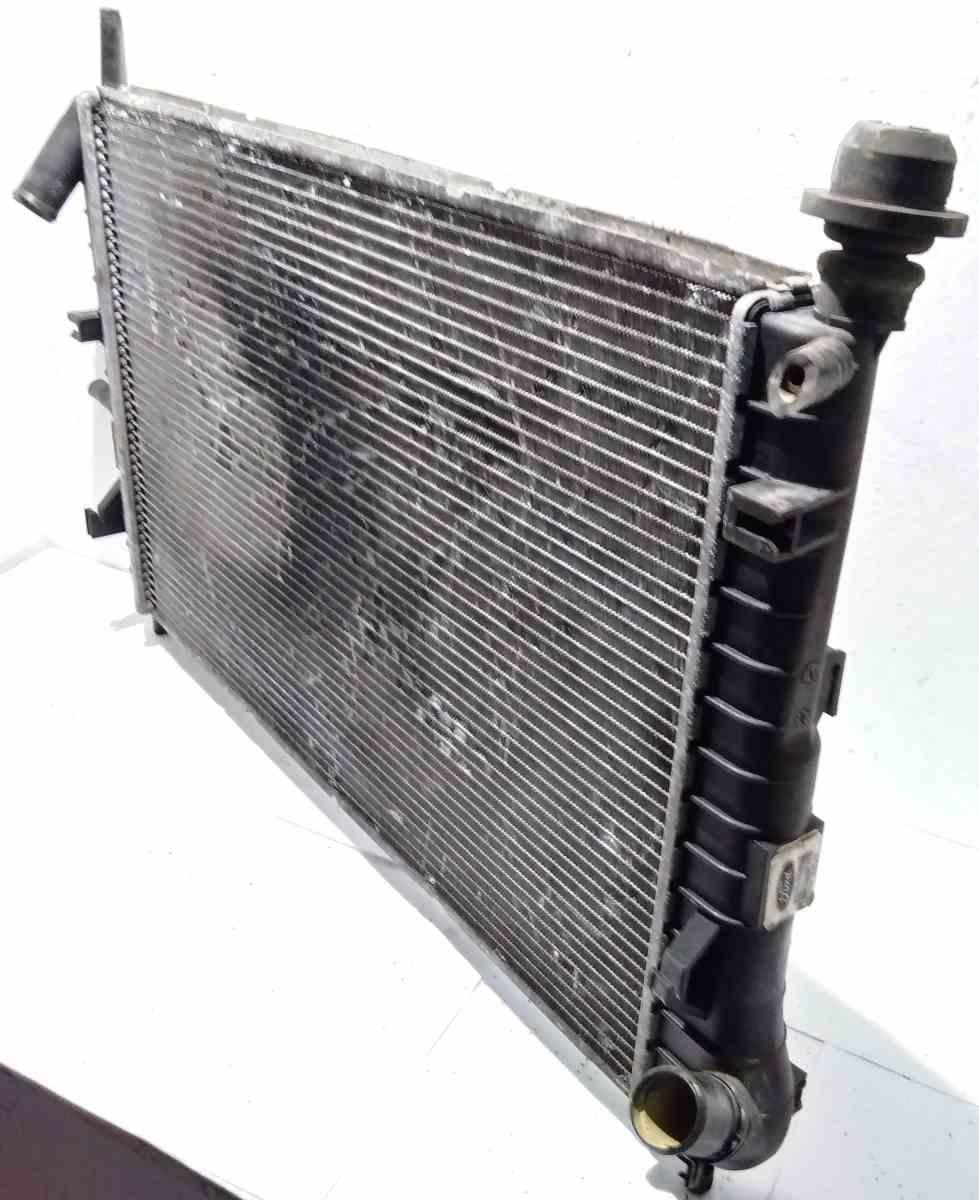 RADIATORE FORD MONDEO 1671775<br /><br /><br />
