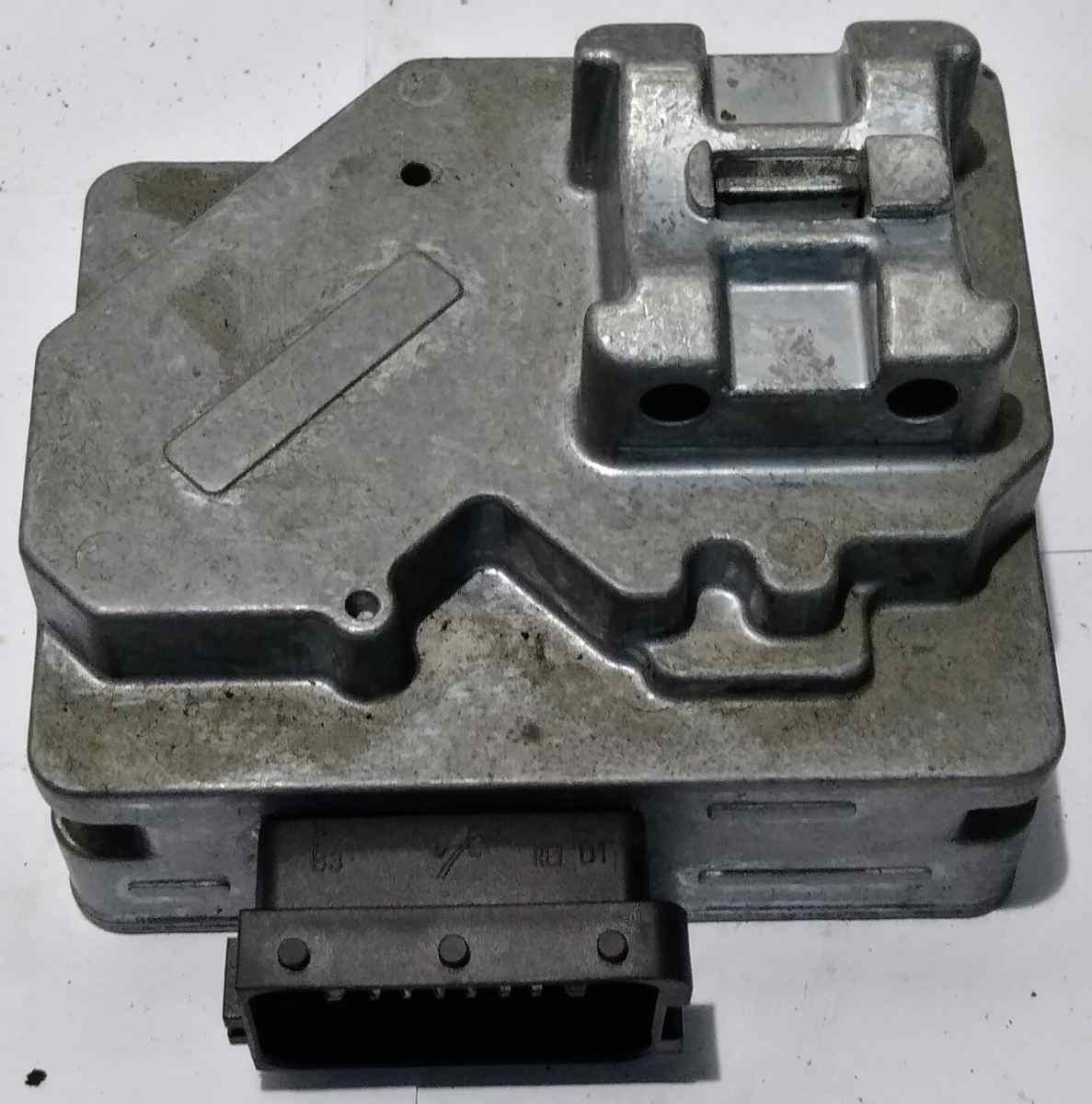 BLOCCASTERZO FIAT CROMA 2005/10 00517205180<br />