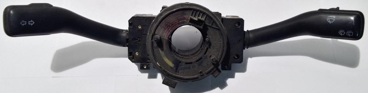 DEVIOLUCI AUDI A3 1' SERIE 8L0953503A01C<br /><br /><br />